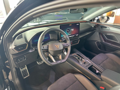Pakiety: Edge, Dynamic Design, Inteligent Drive / Koło Zapasowe