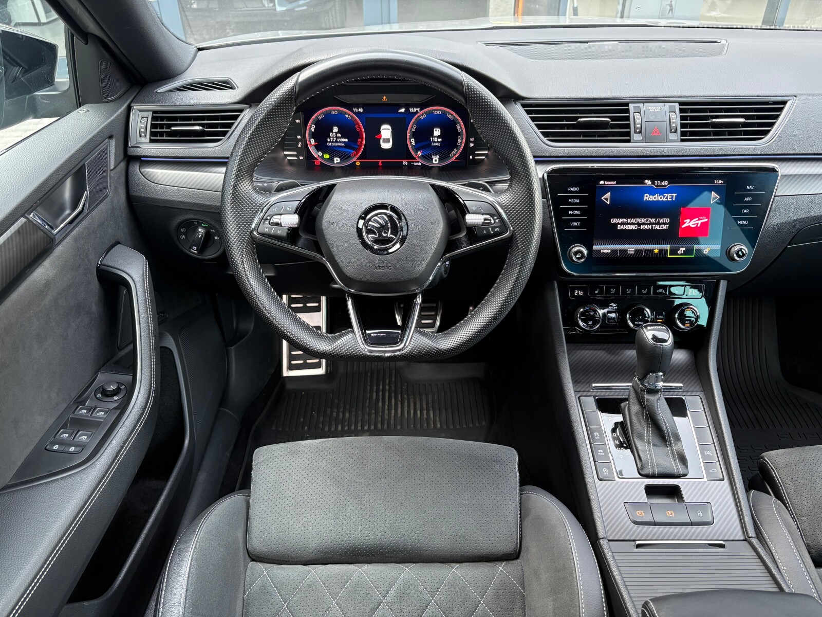 Škoda Superb - zdjęcie 10