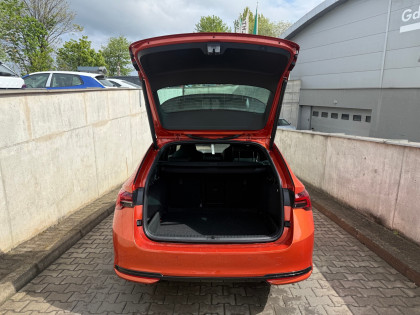 Combi Sportline 1.5 TSI M-HEV 150 KM DSG !! Kolor Specjalny !! Od Ręki