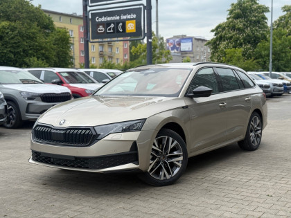 Combi Sportline 1.5 TSI 150 KM M-HEV DSG !! Kolor Specjalny !! Od Ręki