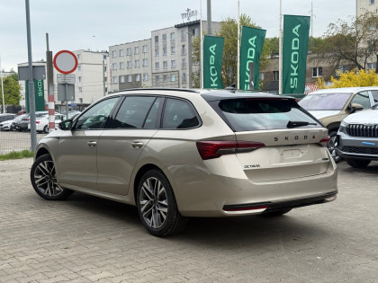 Combi Sportline 1.5 TSI 150 KM M-HEV DSG !! Kolor Specjalny !! Od Ręki