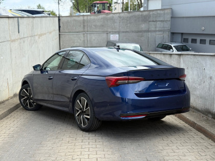 Sportline 1.5 TSI 150 KM M-HEV DSG !! Kolor Specjalny !! Od Ręki !