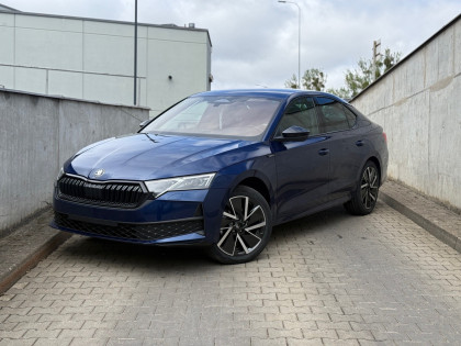 Sportline 1.5 TSI 150 KM M-HEV DSG !! Kolor Specjalny !! Od Ręki !