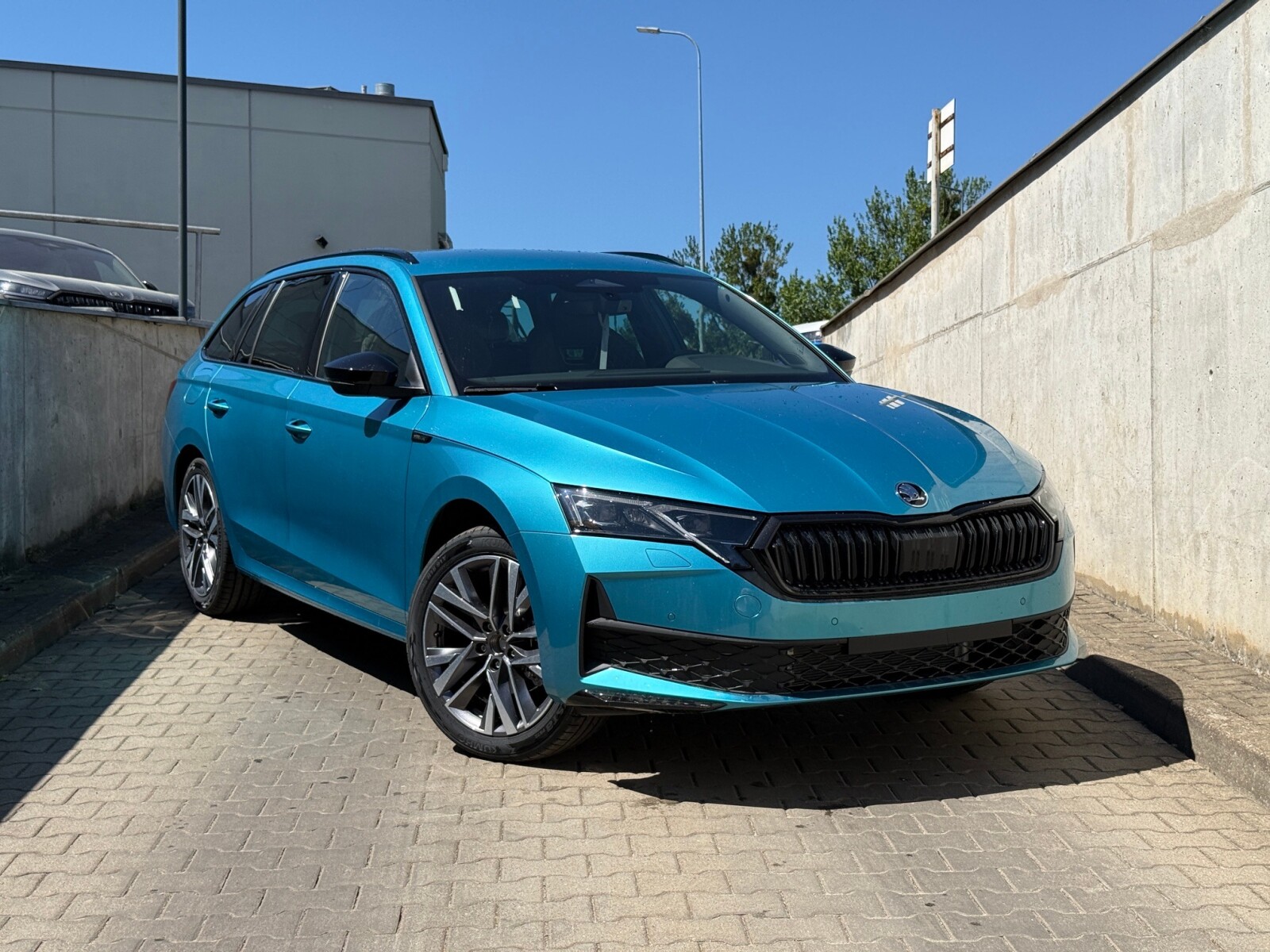 Combi Sportline 1.5 TSI M-HEV 150 KM DSG !!Kolor Specjalny!! Od Ręki!