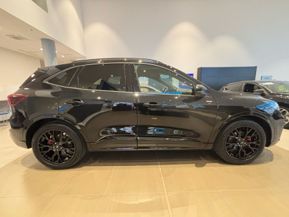 Kuga Z Pakietem Black
