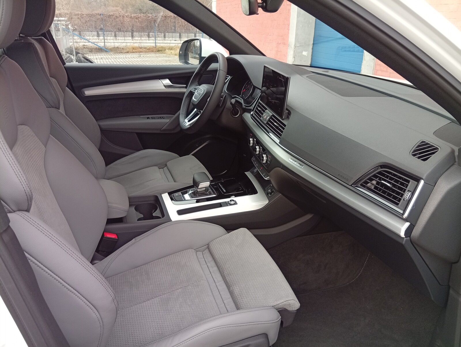 Audi Q5 Sportback - zdjęcie 21