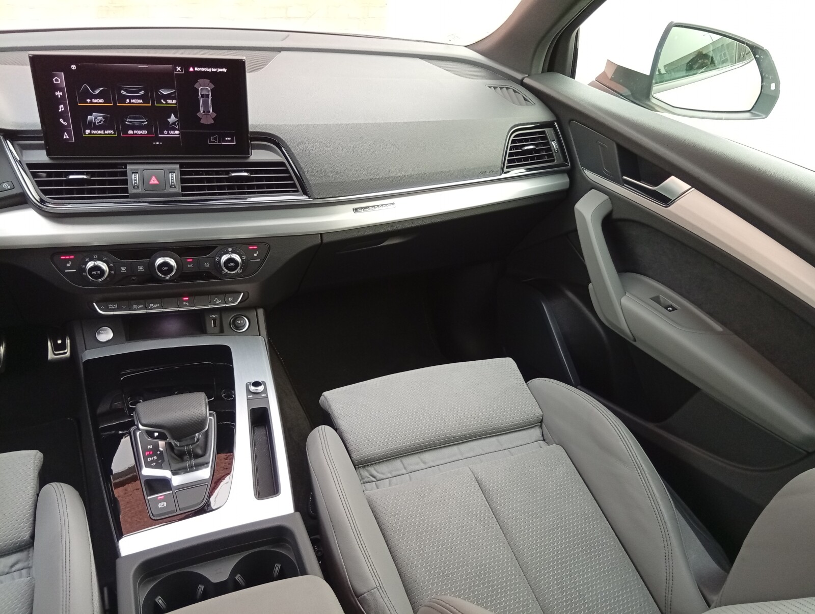 Audi Q5 Sportback - zdjęcie 15