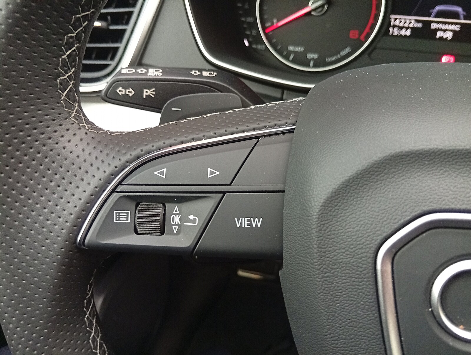 Audi Q5 Sportback - zdjęcie 23
