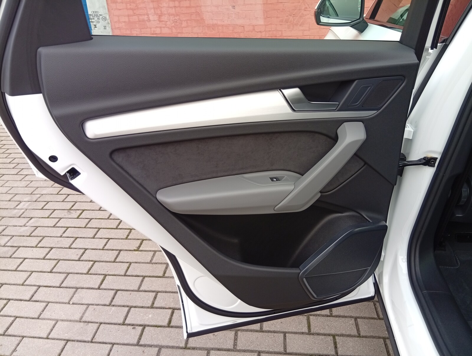 Audi Q5 Sportback - zdjęcie 10