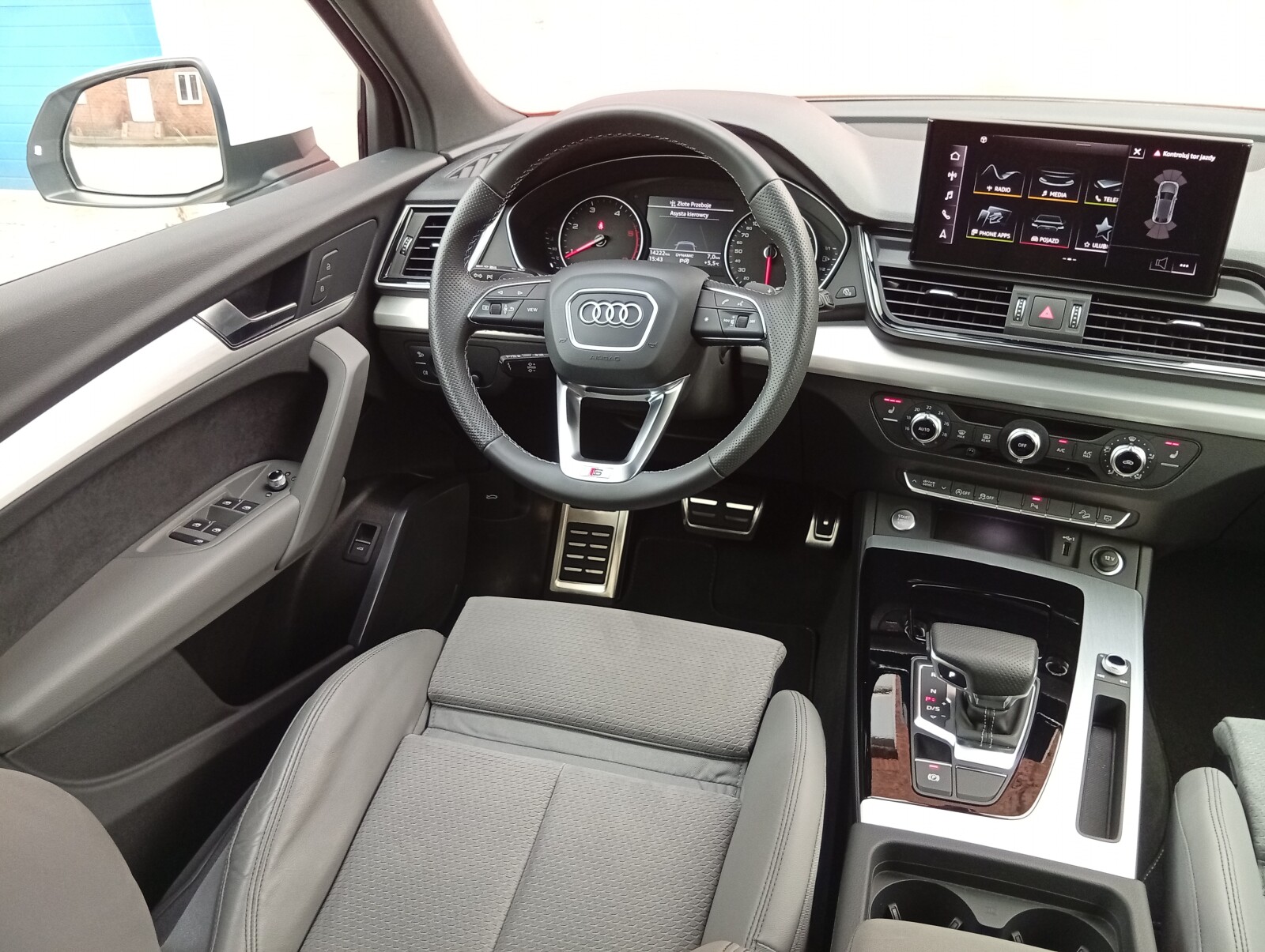 Audi Q5 Sportback - zdjęcie 13