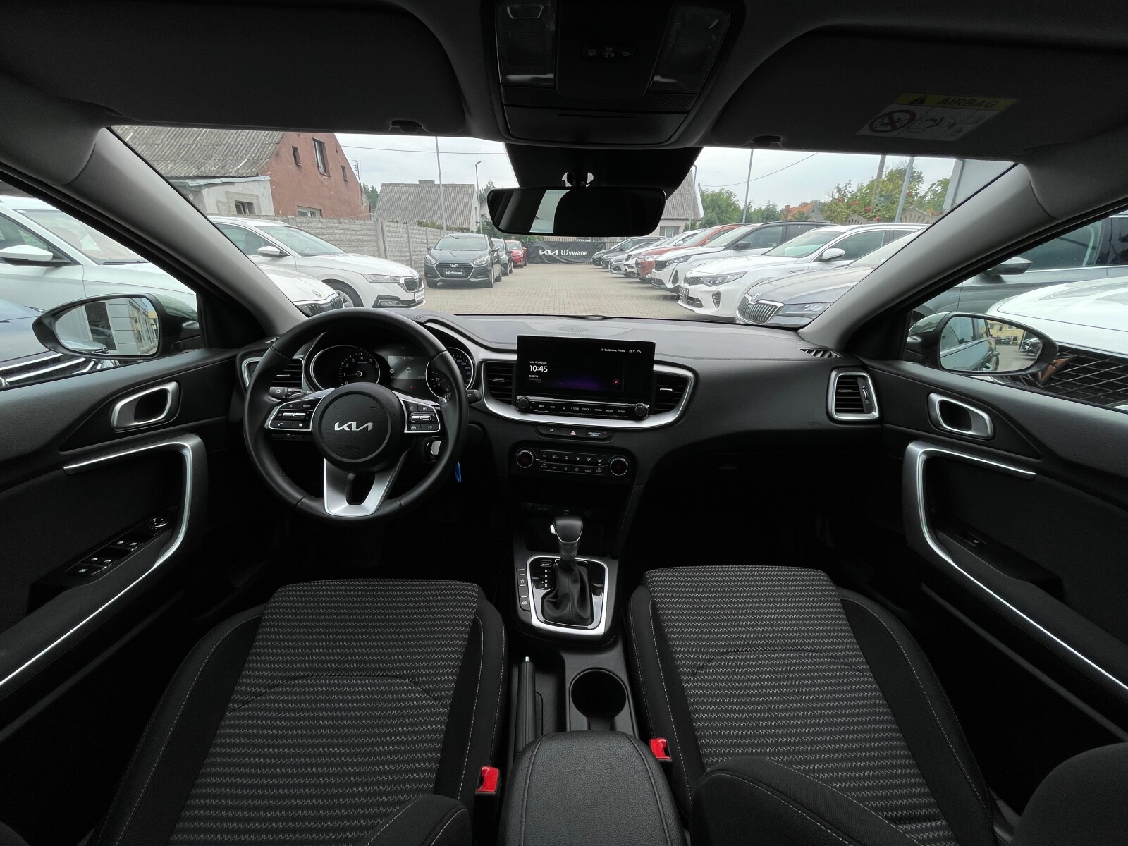 Kia Ceed - zdjęcie 17