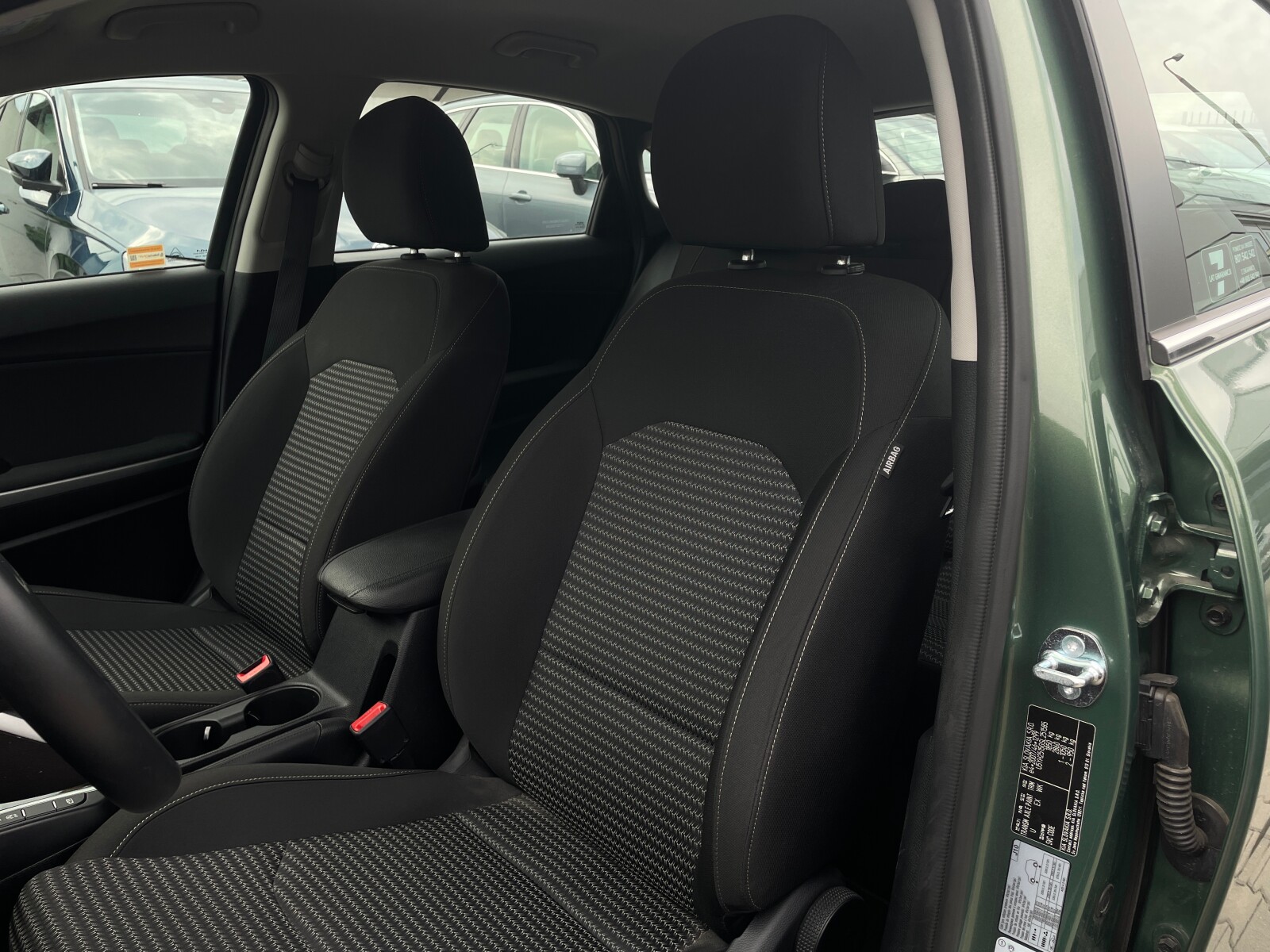 Kia Ceed - zdjęcie 9