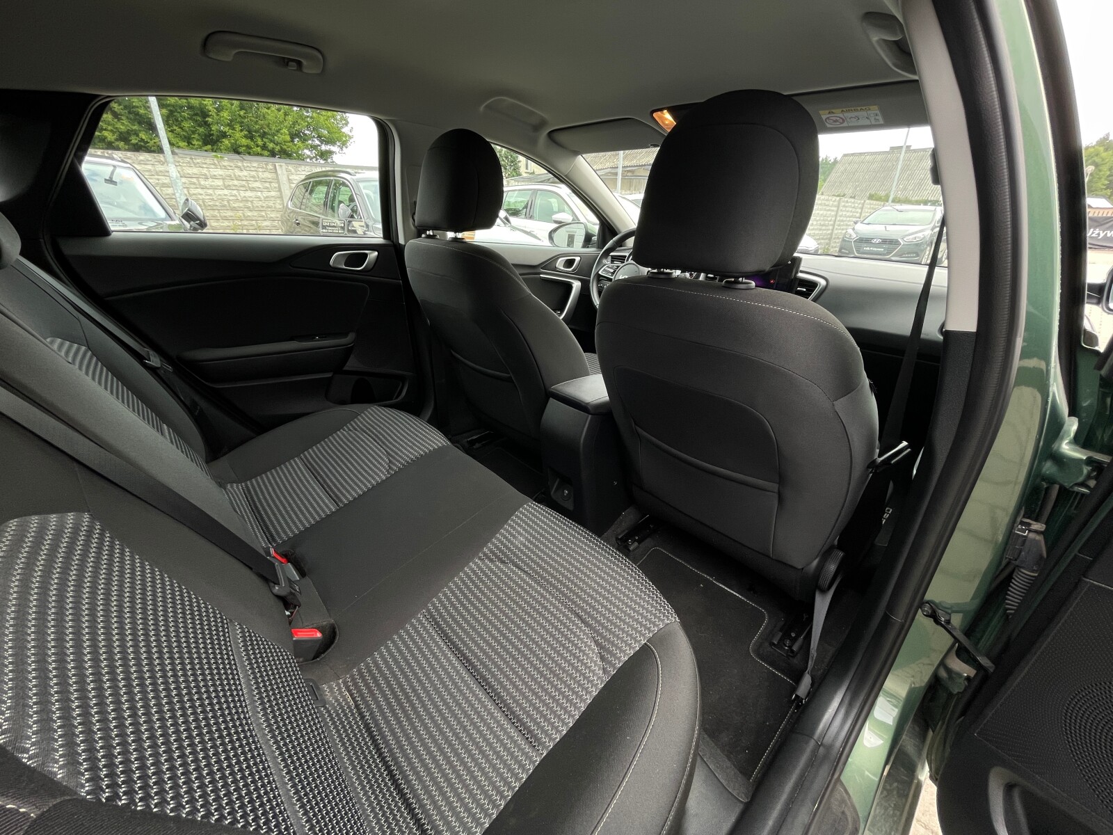 Kia Ceed - zdjęcie 14