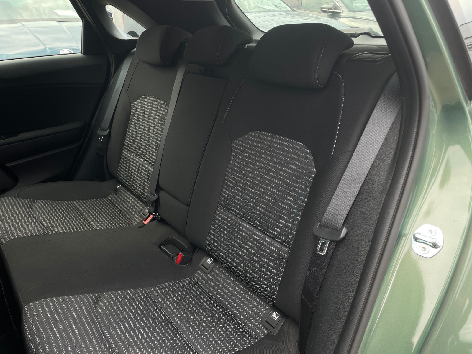 Kia Ceed - zdjęcie 11