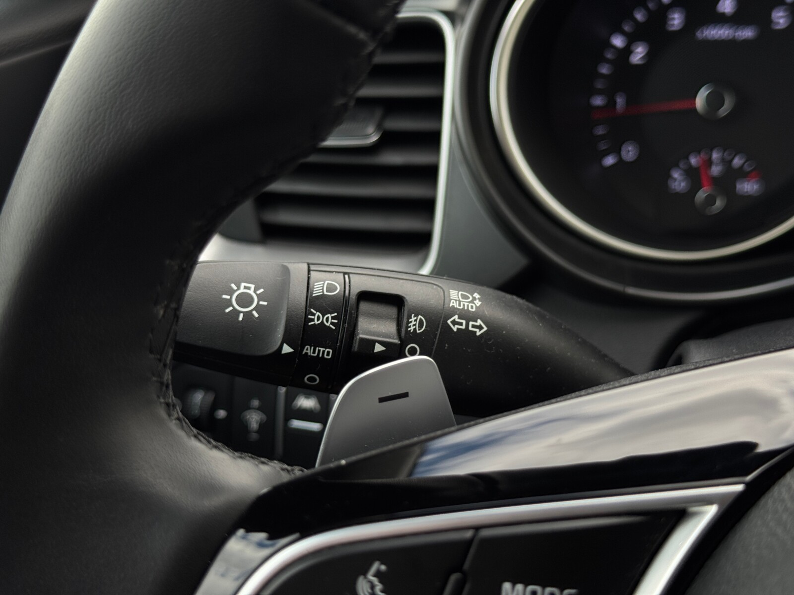 Kia Ceed - zdjęcie 22