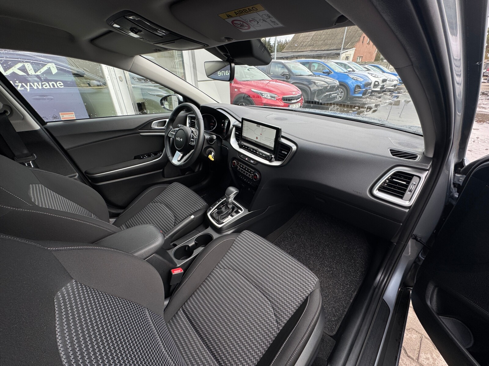 Kia XCeed - zdjęcie 16