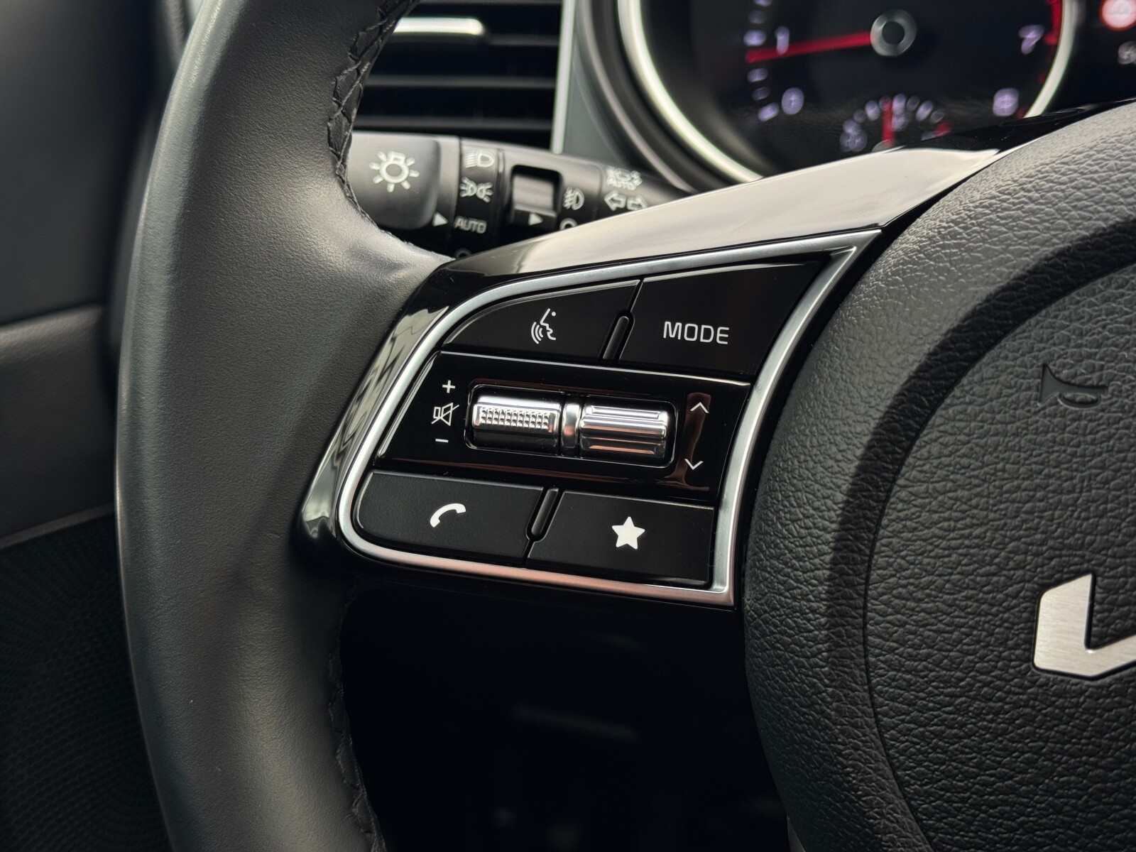 Kia XCeed - zdjęcie 21