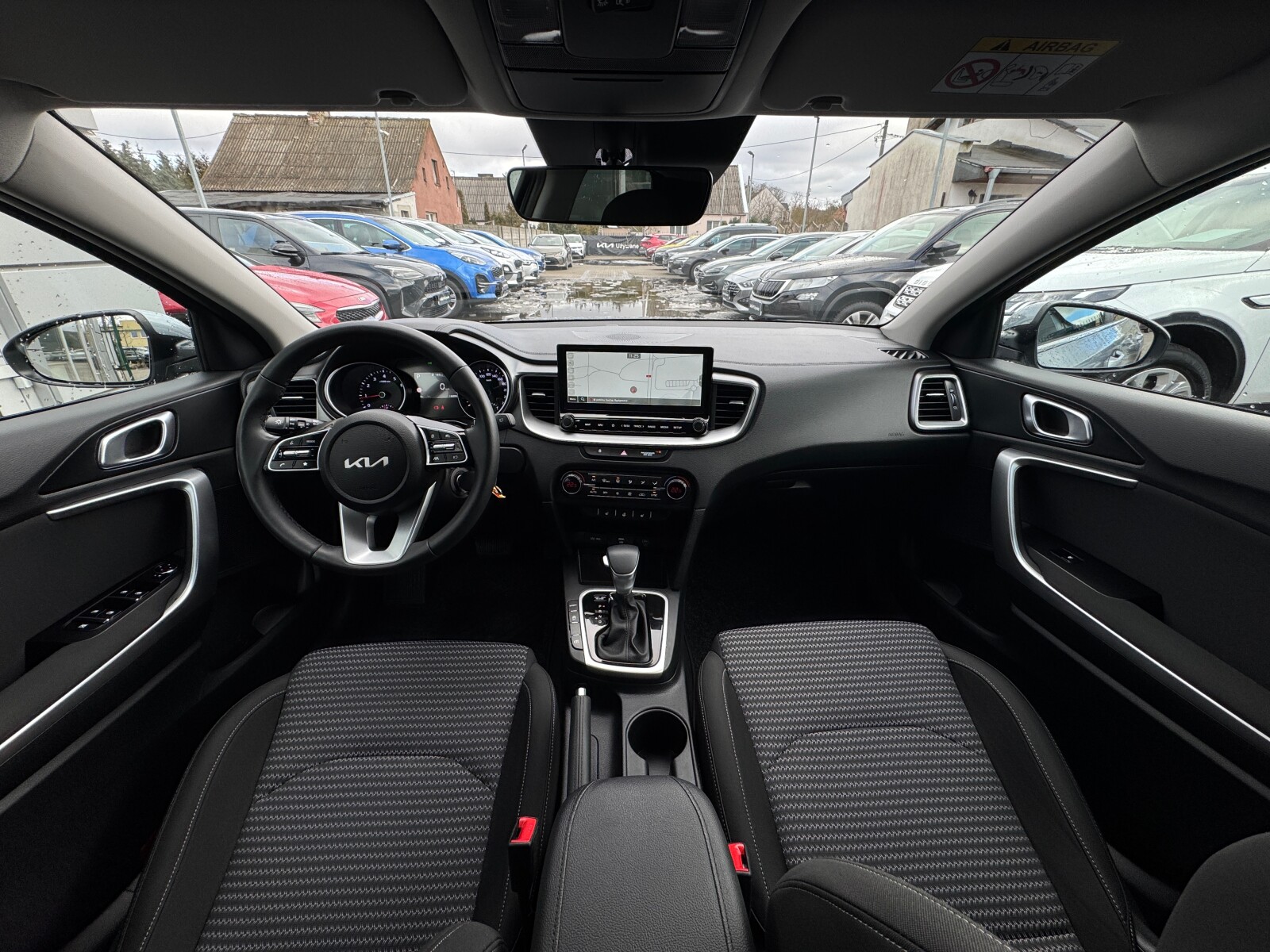 Kia XCeed - zdjęcie 18