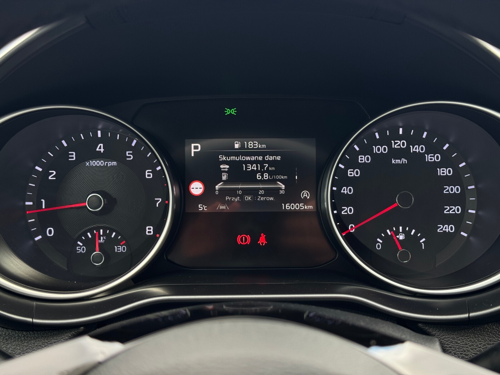 Kia XCeed - zdjęcie 26