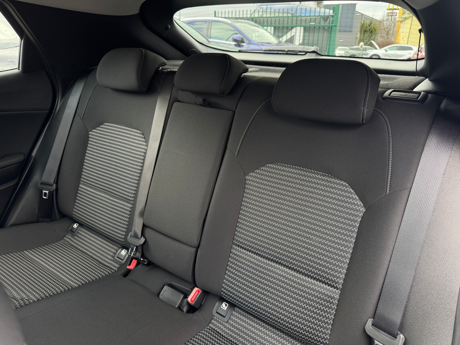 Kia XCeed - zdjęcie 12