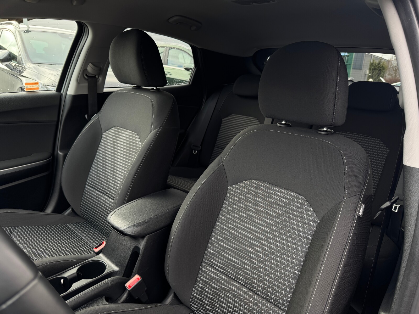 Kia XCeed - zdjęcie 10