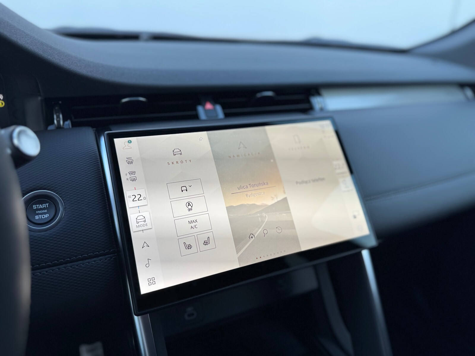 Land Rover Discovery Sport - zdjęcie 14