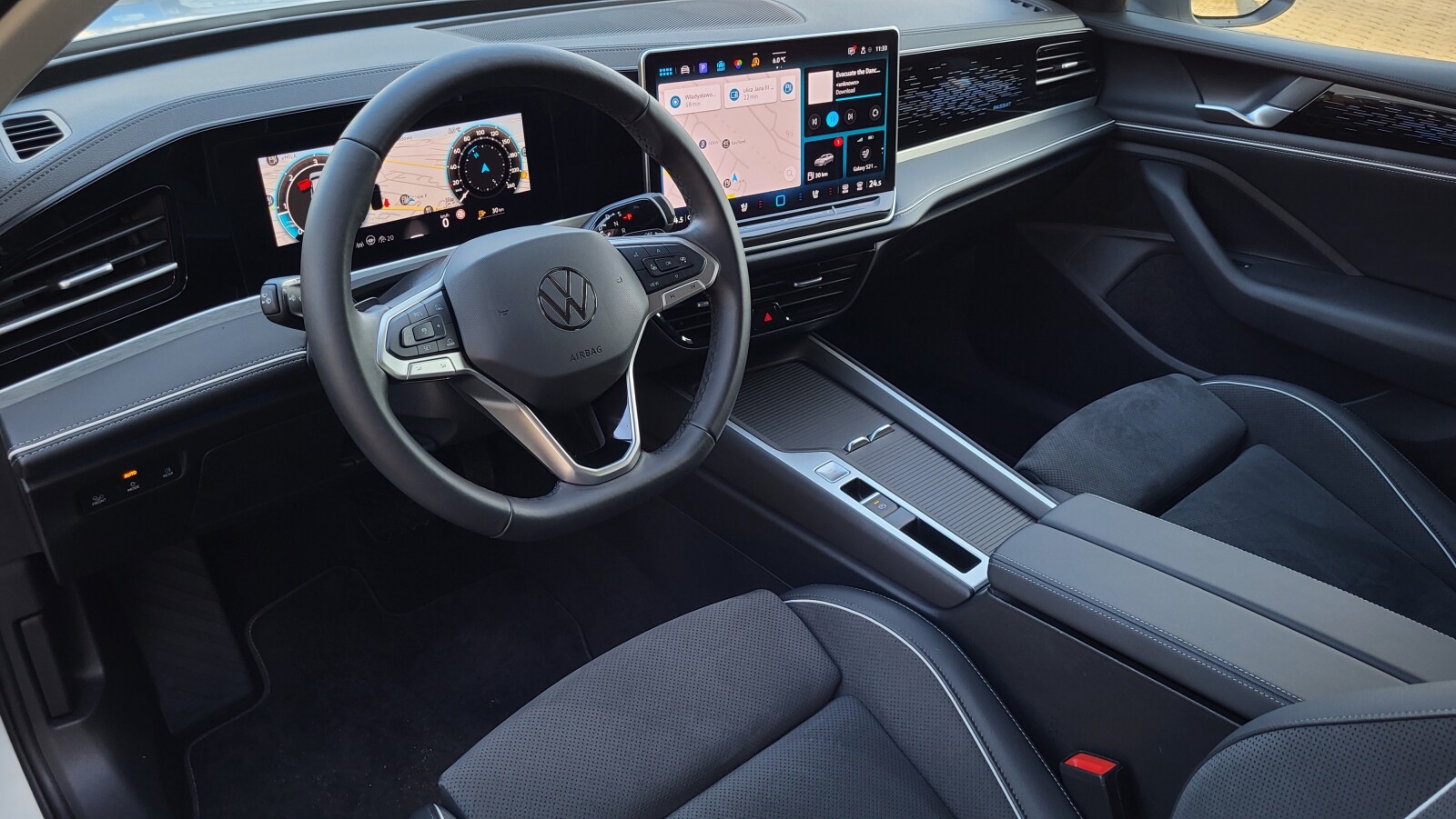Volkswagen Passat Variant - zdjęcie 9