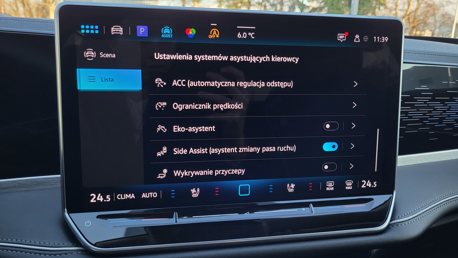 Volkswagen Passat Variant - zdjęcie 31