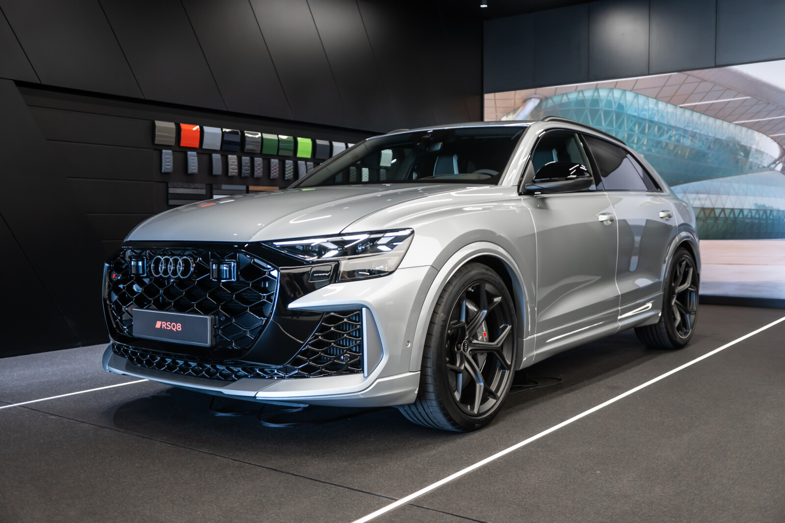 Pakiet stylistyczny RS w kolorze czarnym/srebrnym Audi exclusive