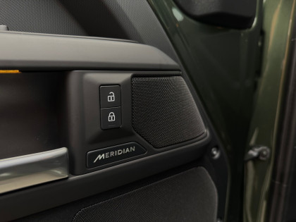 Defender MY26 3.0D I6 250 PS AWD Auto X-Dynamic HSE 110