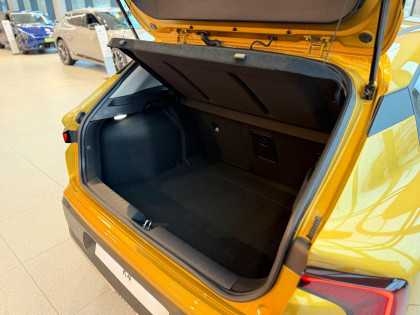 M+WIN Automat, Kamera Cofania, Grzane Fotele I Kierownica