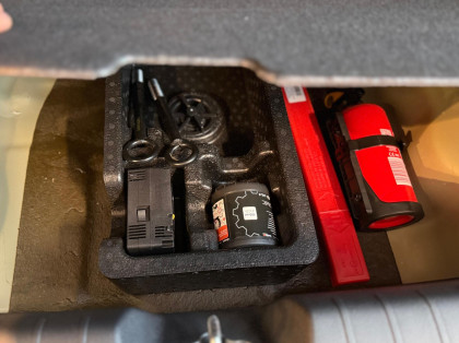 M+WIN Automat, Kamera Cofania, Grzane Fotele I Kierownica