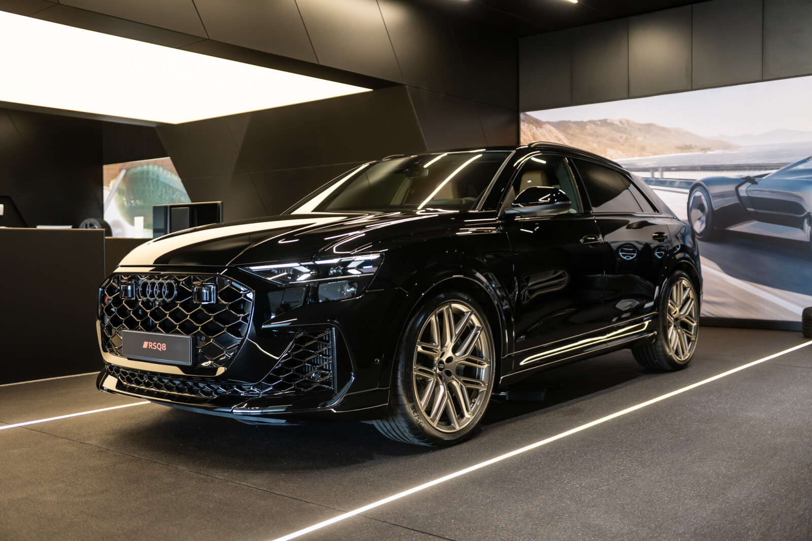 Audi RS Q8 performance