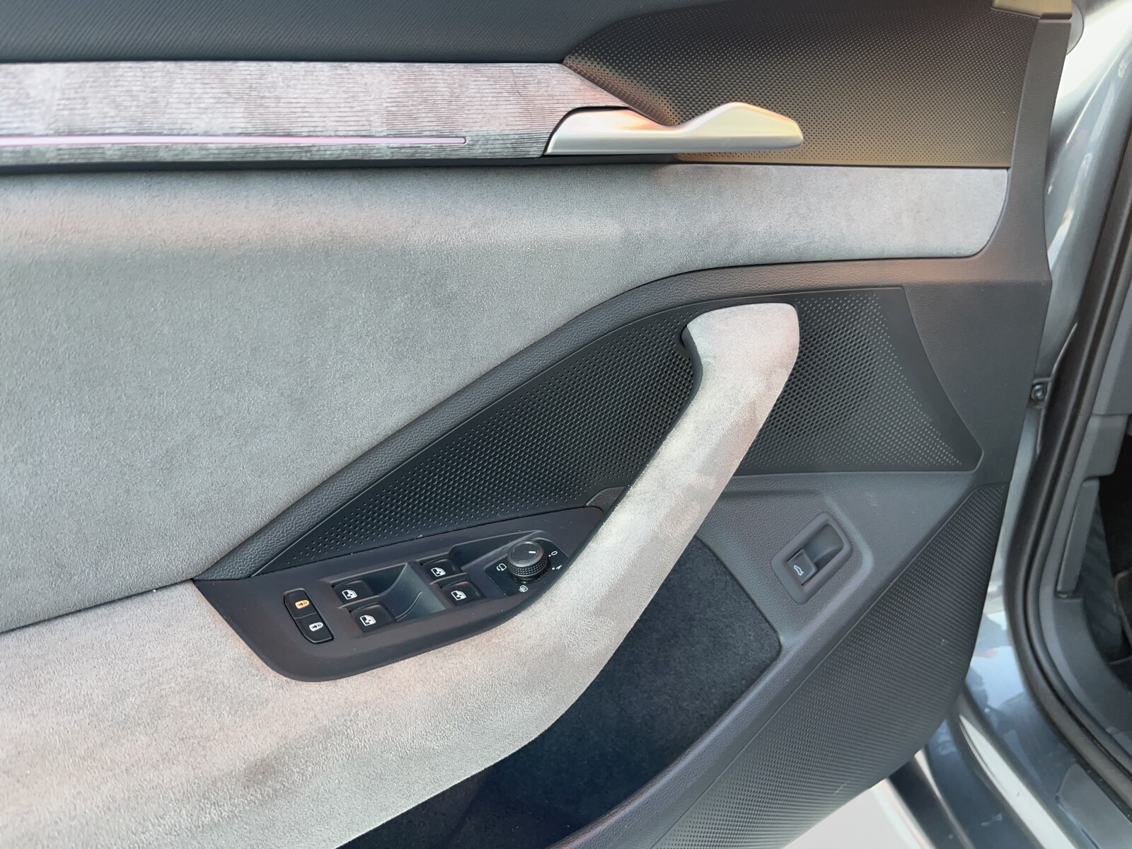 Škoda Superb - zdjęcie 15