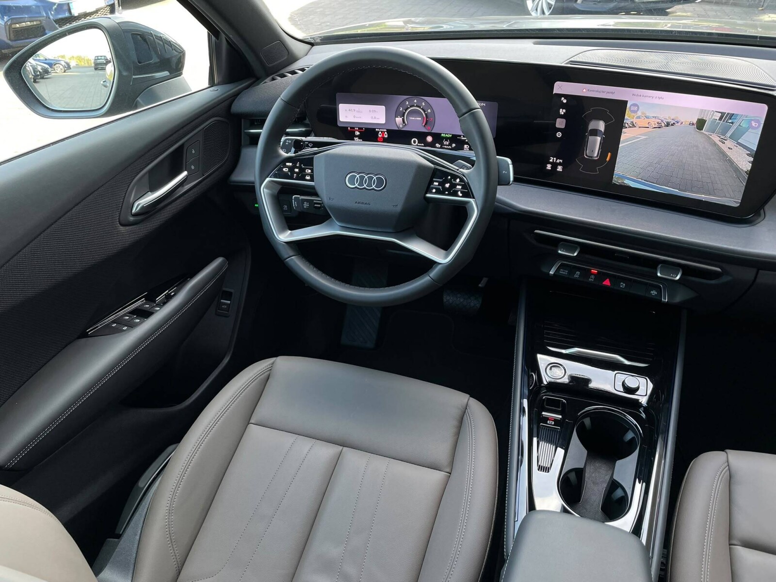Audi Q3 - zdjęcie 14