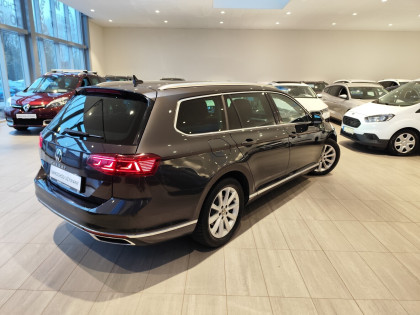 Volkswagen Passat Variant 2.0 TDI Elegance DSG 150 KM FV Marża