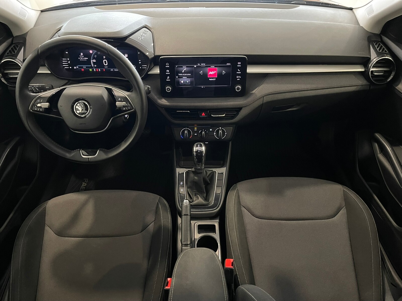 Škoda Fabia - zdjęcie 12