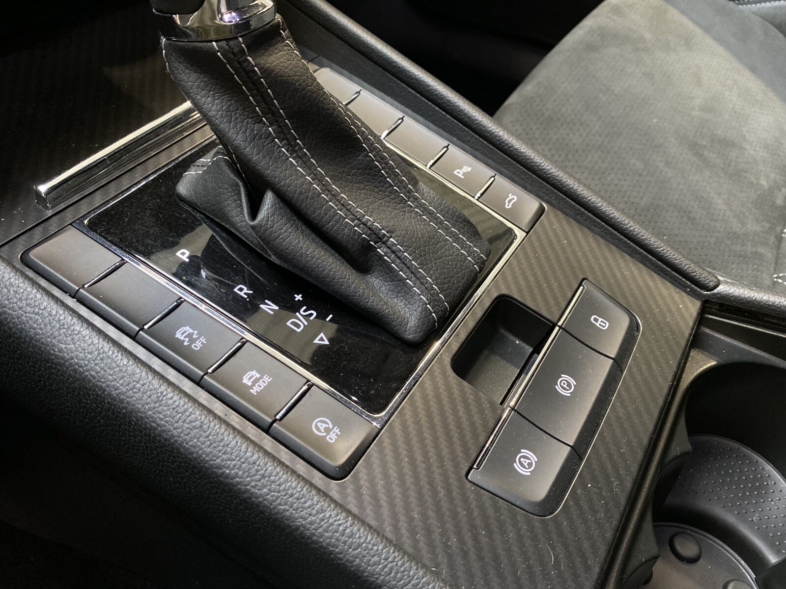 Škoda Superb Combi - zdjęcie 15