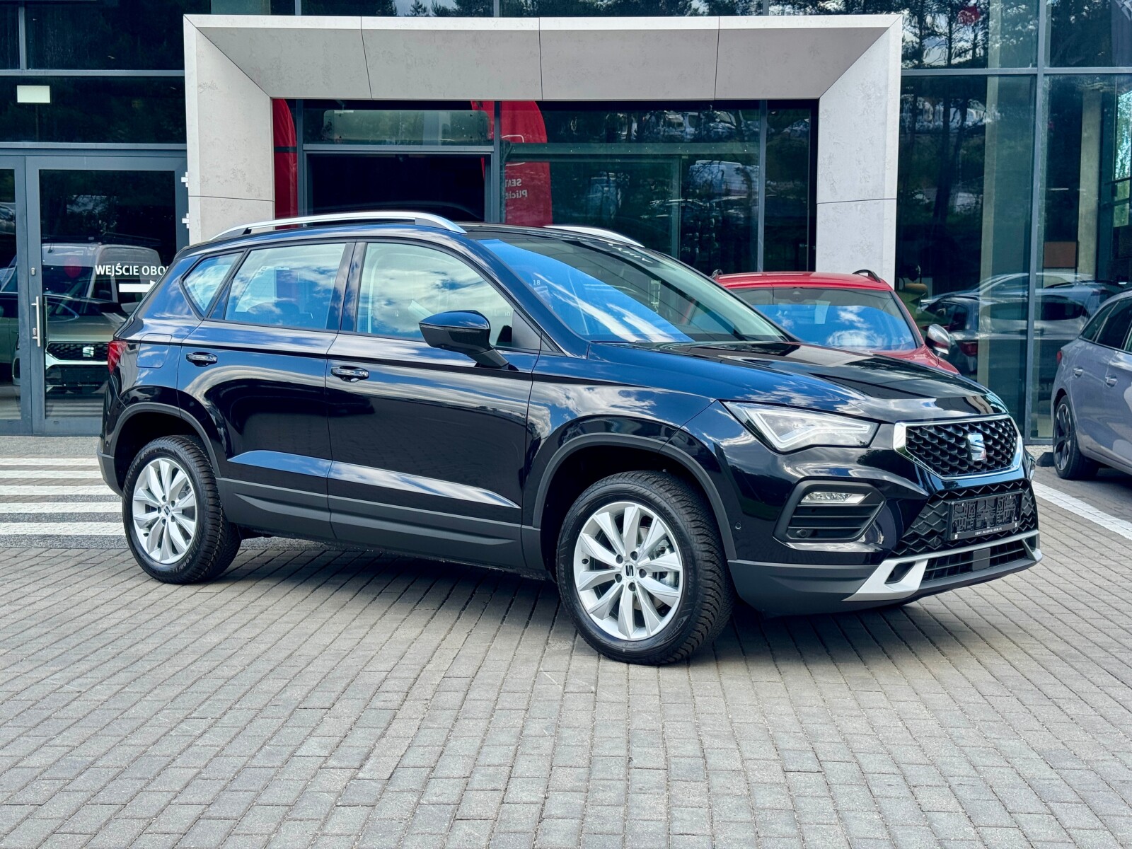Pakiet Comfort, Zimowy, Tapicerka Dinamica, Wielosezonowe Opony -25000