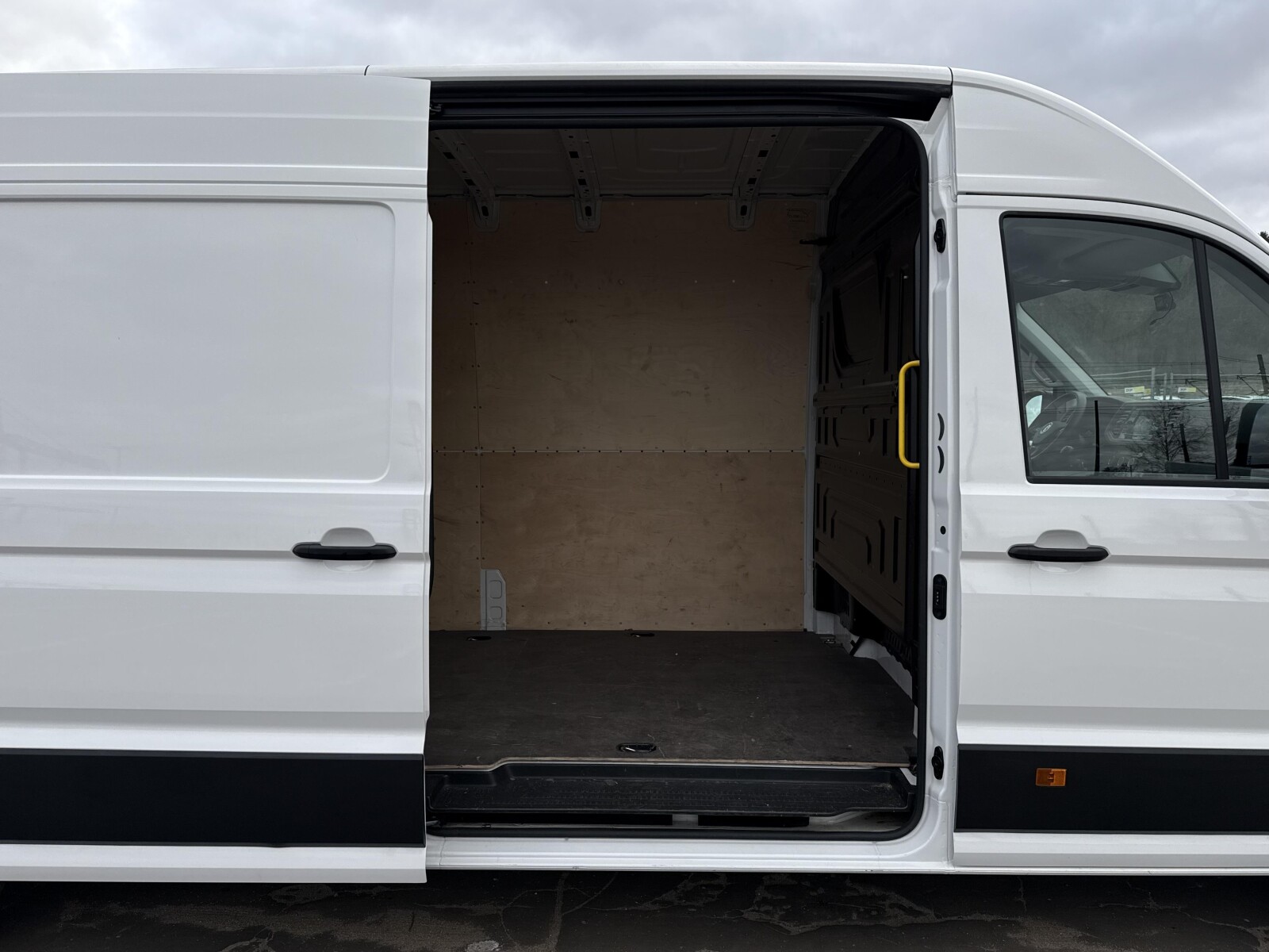 Volkswagen Crafter - zdjęcie 34