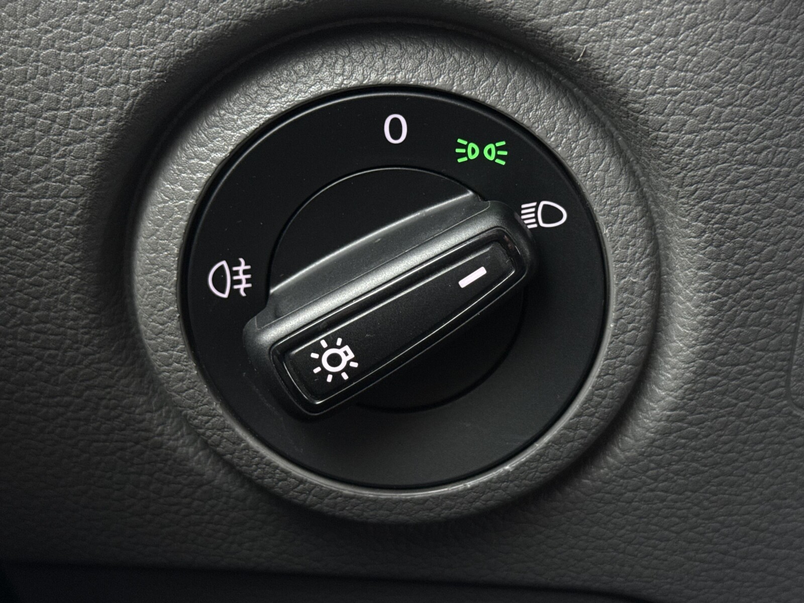 Volkswagen Crafter - zdjęcie 23