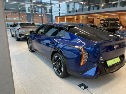 GT-Line Premium Audio, Kamera 360, Head-up, Światła Matrycowe