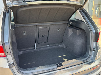 Style 1.5 TSI 150KM DSG: Elek. Klapa, Martwe Pole, Hak, Pakiet Zimowy