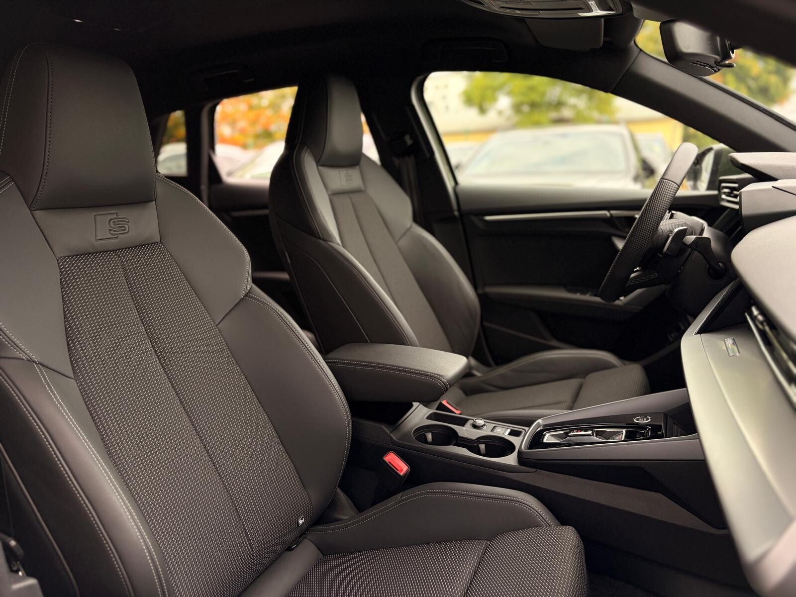Audi A3 Sportback - zdjęcie 22