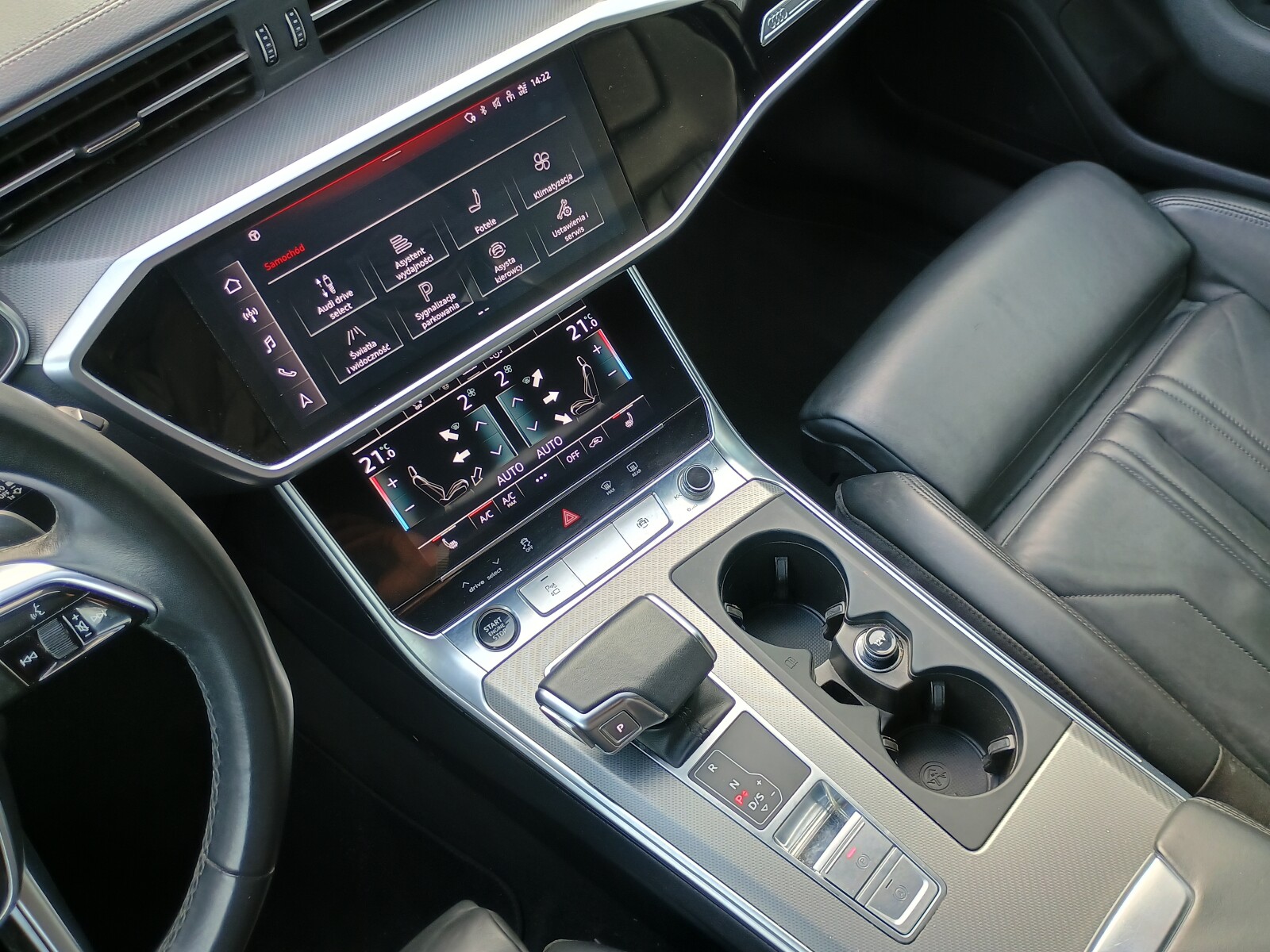 Audi A6 Avant - zdjęcie 32
