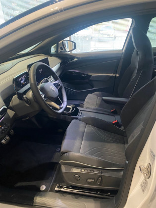 77 KWh | Super Cena | IQ. Drive | Area View | LED Matrix