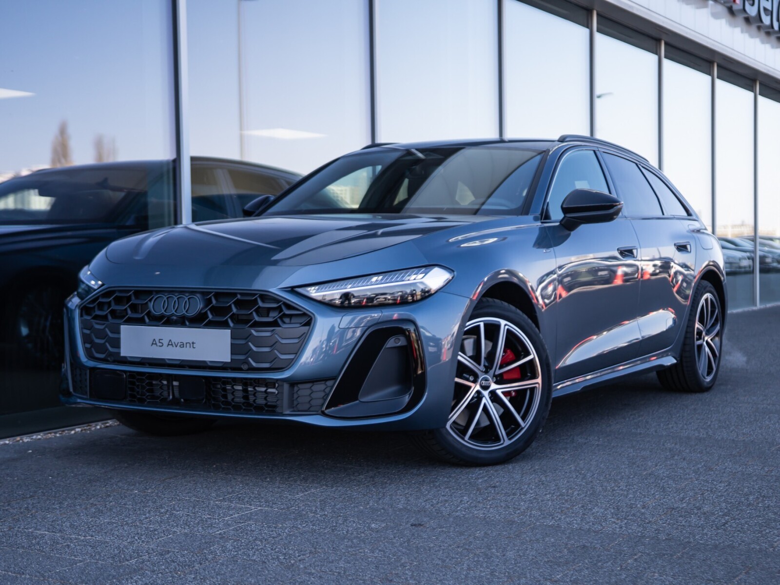 Audi A5 Avant e-hybrid