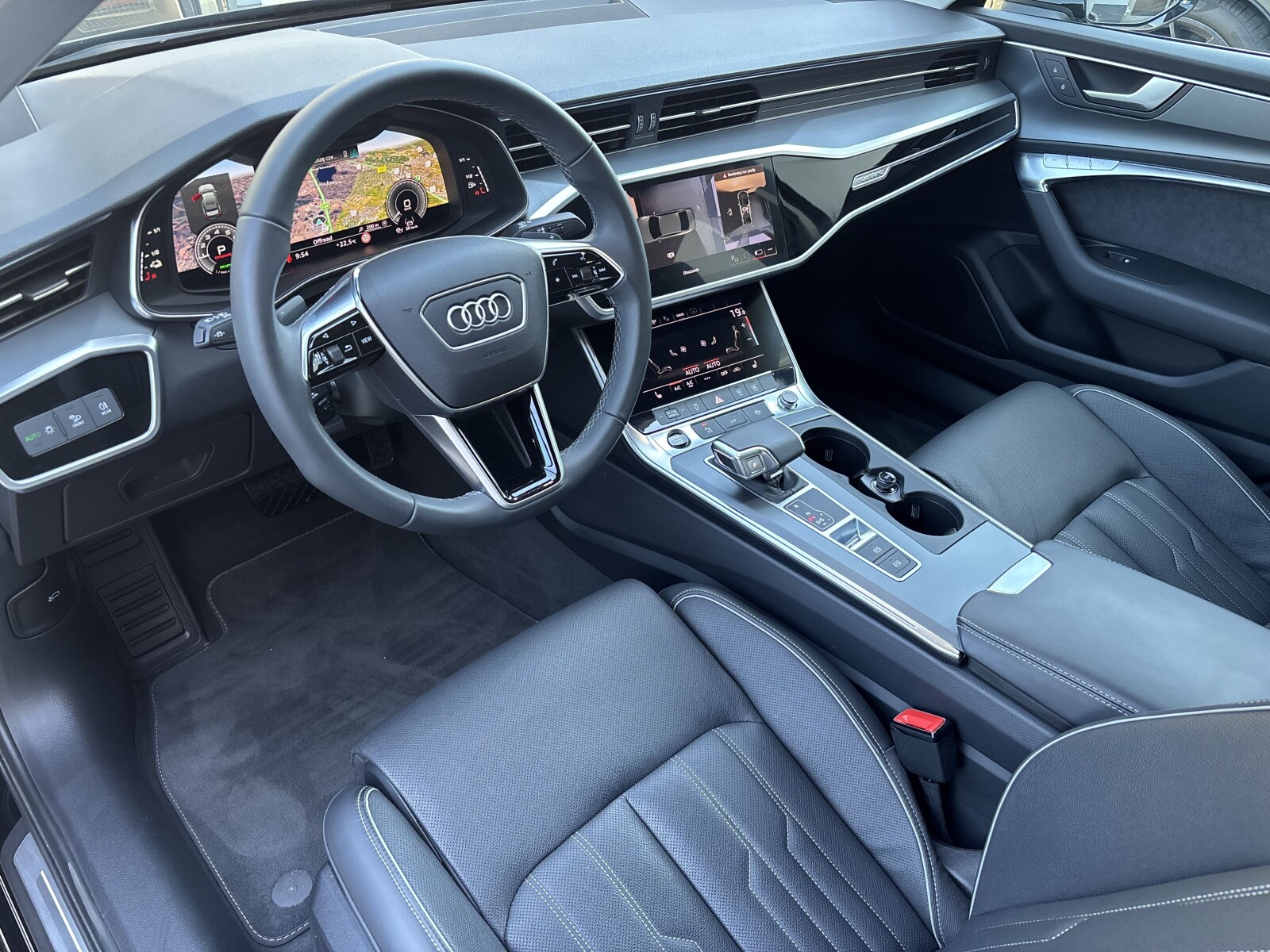 Audi A6 Limousine - zdjęcie 18