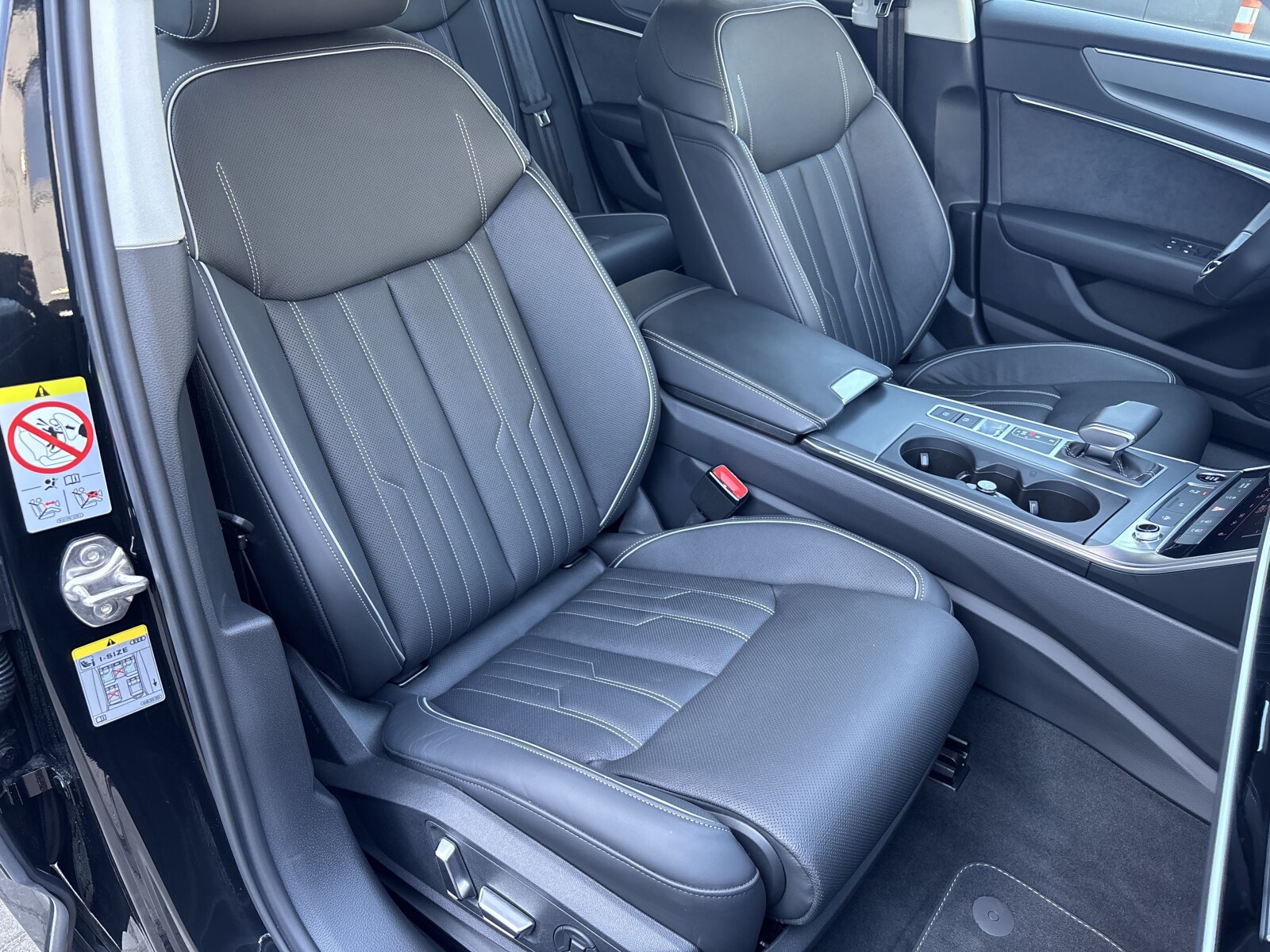 Audi A6 Limousine - zdjęcie 35