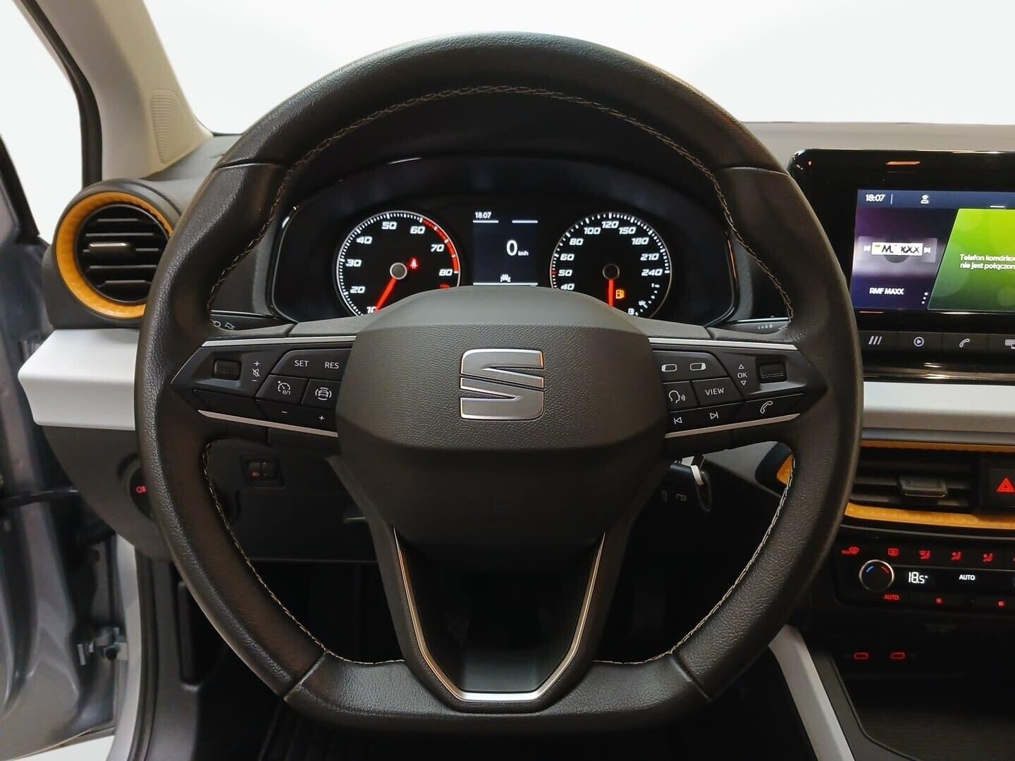 Seat Arona - zdjęcie 18